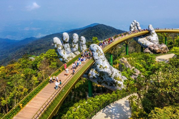 VIBRANT VIETNAM